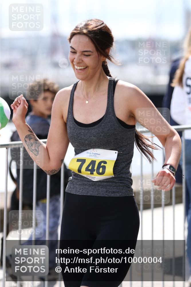 16.08.2026 - KN Förde Triathlon 2026 Antke Förster http://msf.ph/oto/10000004 16.08.2026 13:59:09 Laufen  meine-sportfotos.de