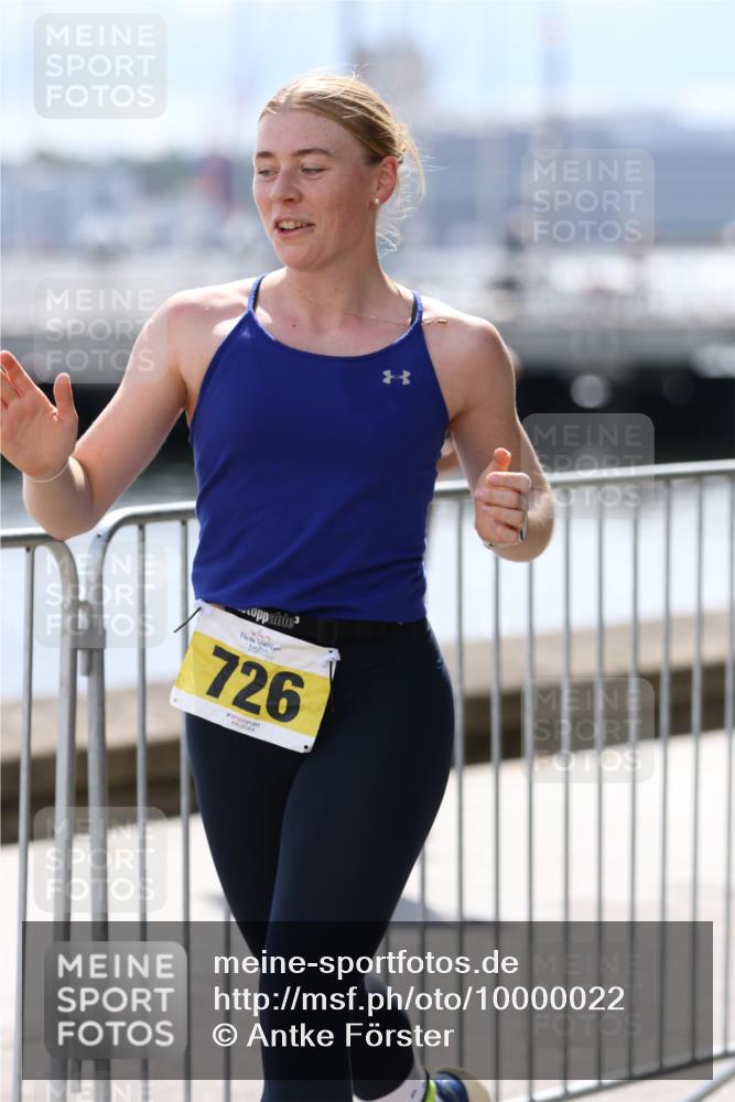 16.08.2026 - KN Förde Triathlon 2026 Antke Förster http://msf.ph/oto/10000022 16.08.2026 13:59:42 Laufen  meine-sportfotos.de
