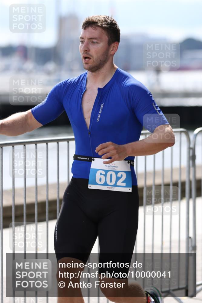 16.08.2026 - KN Förde Triathlon 2026 Antke Förster http://msf.ph/oto/10000041 16.08.2026 13:59:59 Laufen  meine-sportfotos.de