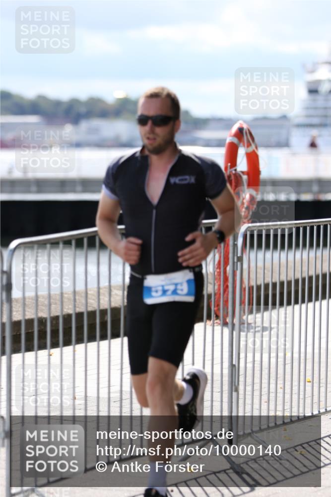 16.08.2026 - KN Förde Triathlon 2026 Antke Förster http://msf.ph/oto/10000140 16.08.2026 14:02:10 Laufen  meine-sportfotos.de
