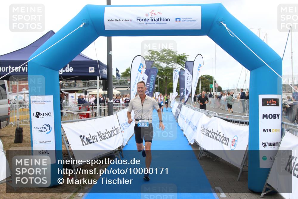 16.08.2026 - KN Förde Triathlon 2026 Markus Tischler http://msf.ph/oto/10000171 16.08.2026 12:17:02 Ziel 368, 393, 395, 368, 393, 395 meine-sportfotos.de