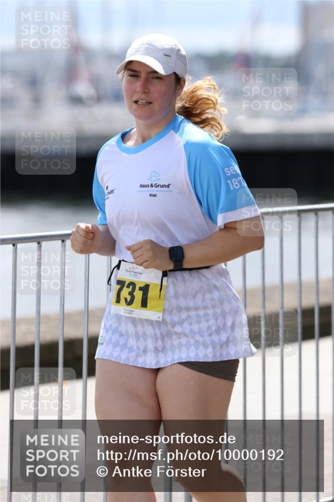 16.08.2026 - KN Förde Triathlon 2026 Antke Förster http://msf.ph/oto/10000192 16.08.2026 14:03:45 Laufen  meine-sportfotos.de