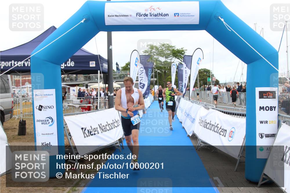 16.08.2026 - KN Förde Triathlon 2026 Markus Tischler http://msf.ph/oto/10000201 16.08.2026 12:17:09 Ziel 347, 364, 393, 395, 421, 347, 364, 393, 395, 421 meine-sportfotos.de