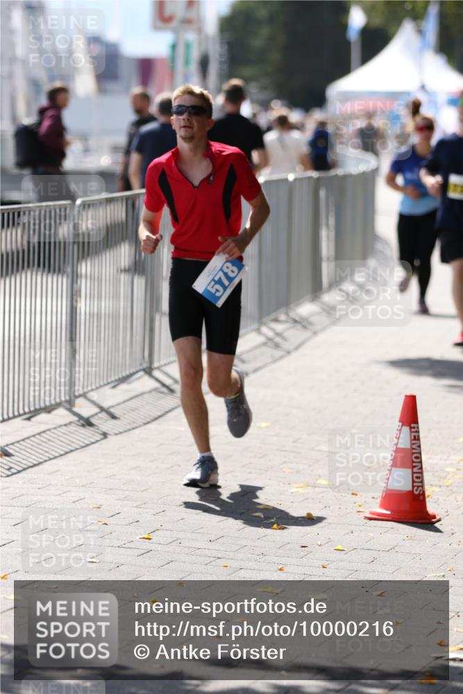 16.08.2026 - KN Förde Triathlon 2026 Antke Förster http://msf.ph/oto/10000216 16.08.2026 14:05:04 Laufen  meine-sportfotos.de