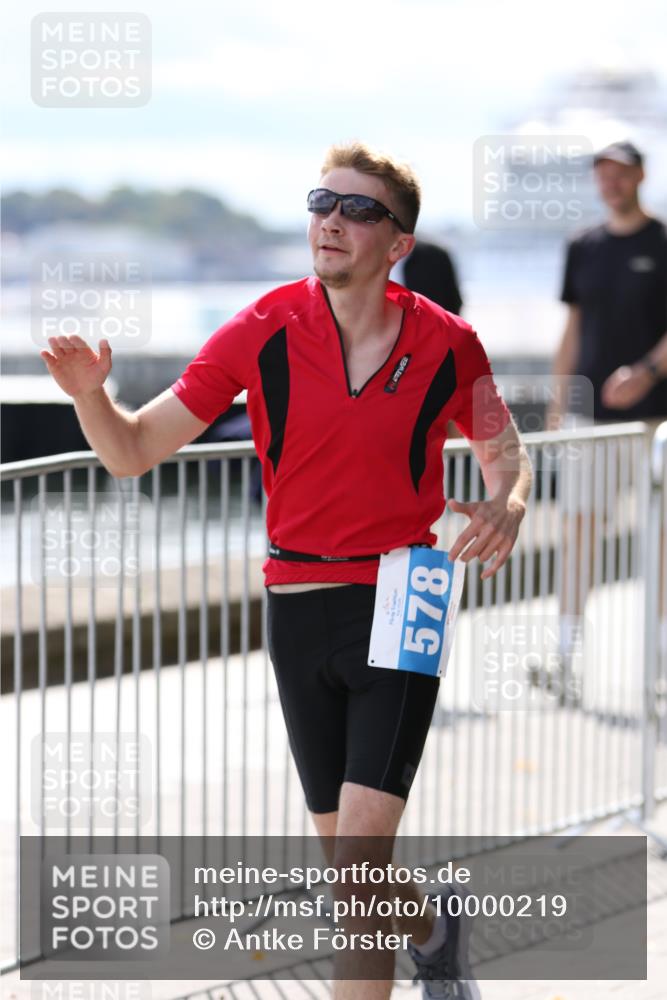 16.08.2026 - KN Förde Triathlon 2026 Antke Förster http://msf.ph/oto/10000219 16.08.2026 14:05:06 Laufen  meine-sportfotos.de