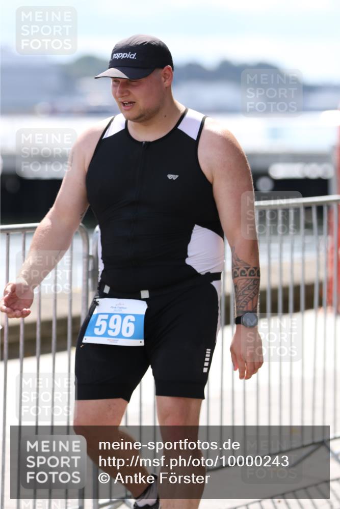 16.08.2026 - KN Förde Triathlon 2026 Antke Förster http://msf.ph/oto/10000243 16.08.2026 14:05:43 Laufen  meine-sportfotos.de