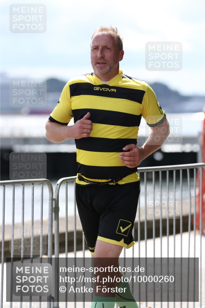 16.08.2026 - KN Förde Triathlon 2026 Antke Förster http://msf.ph/oto/10000260 16.08.2026 14:05:58 Laufen  meine-sportfotos.de