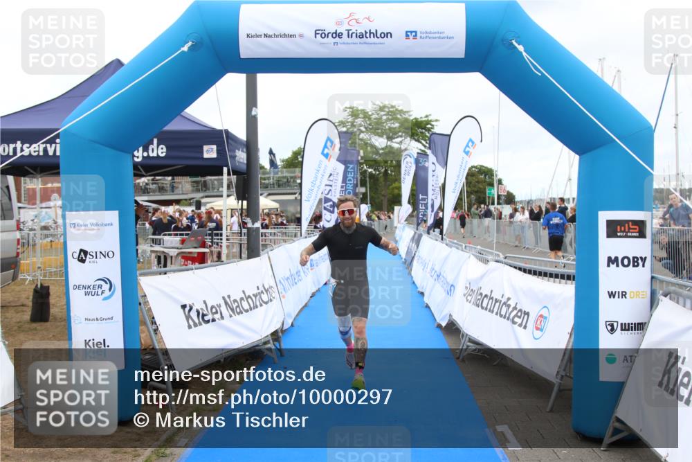 16.08.2026 - KN Förde Triathlon 2026 Markus Tischler http://msf.ph/oto/10000297 16.08.2026 12:17:17 Ziel 347, 364, 421, 347, 364, 421 meine-sportfotos.de