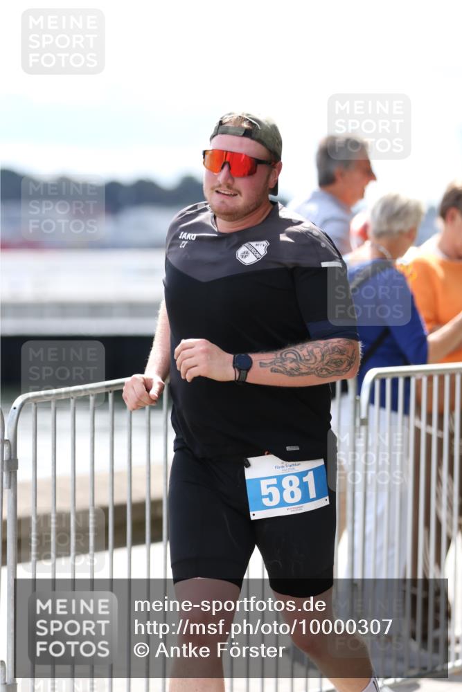 16.08.2026 - KN Förde Triathlon 2026 Antke Förster http://msf.ph/oto/10000307 16.08.2026 14:08:48 Laufen  meine-sportfotos.de
