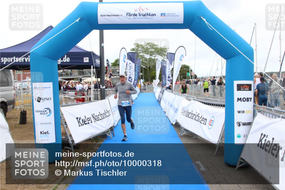 16.08.2026 - KN Förde Triathlon 2026 Markus Tischler http://msf.ph/oto/10000318 16.08.2026 12:17:42 Ziel 394, 394 meine-sportfotos.de