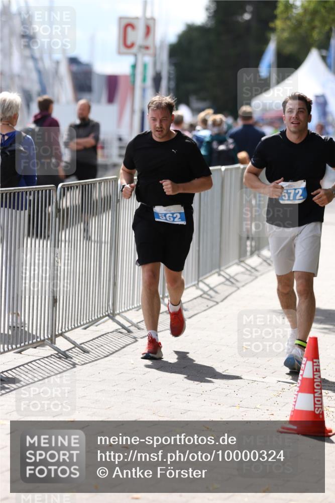 16.08.2026 - KN Förde Triathlon 2026 Antke Förster http://msf.ph/oto/10000324 16.08.2026 14:09:43 Laufen  meine-sportfotos.de