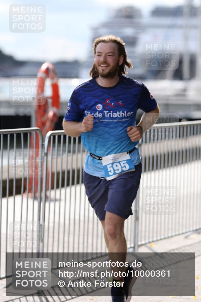 16.08.2026 - KN Förde Triathlon 2026 Antke Förster http://msf.ph/oto/10000361 16.08.2026 14:11:03 Laufen  meine-sportfotos.de