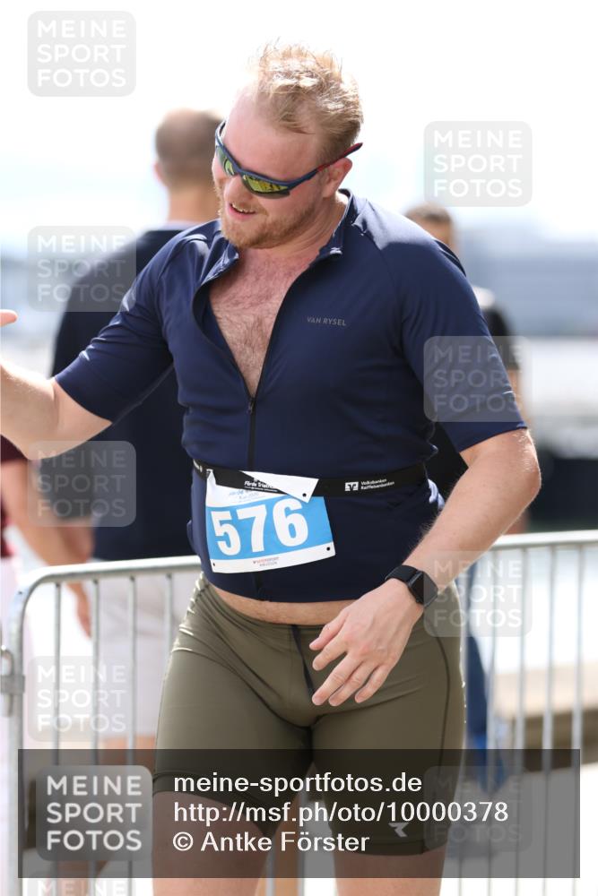 16.08.2026 - KN Förde Triathlon 2026 Antke Förster http://msf.ph/oto/10000378 16.08.2026 14:11:24 Laufen  meine-sportfotos.de