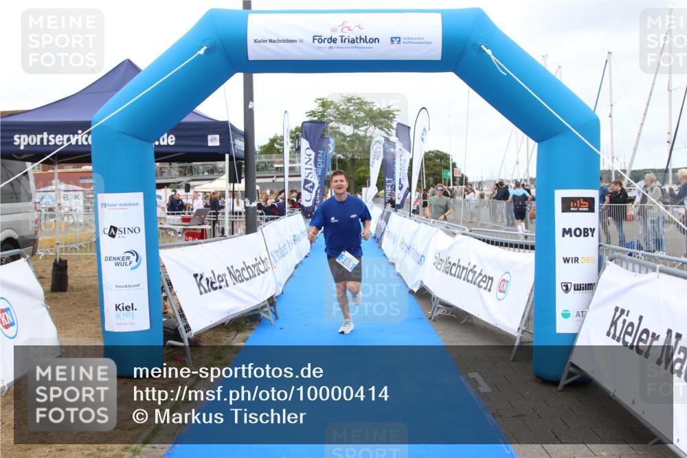 16.08.2026 - KN Förde Triathlon 2026 Markus Tischler http://msf.ph/oto/10000414 16.08.2026 12:19:01 Ziel 385, 401, 385, 401 meine-sportfotos.de