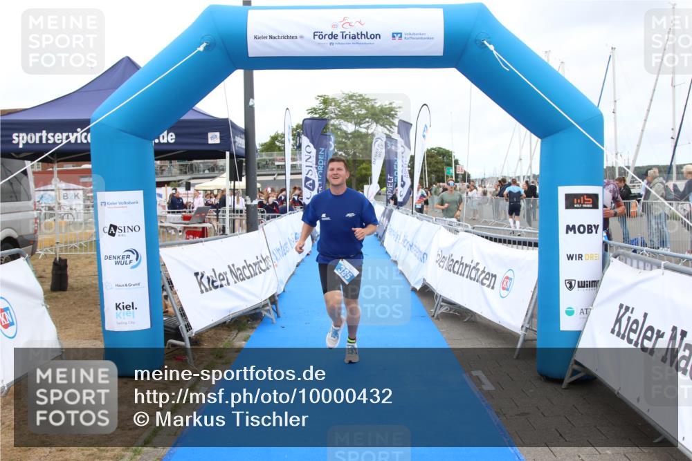 16.08.2026 - KN Förde Triathlon 2026 Markus Tischler http://msf.ph/oto/10000432 16.08.2026 12:19:01 Ziel 385, 401, 385, 401 meine-sportfotos.de