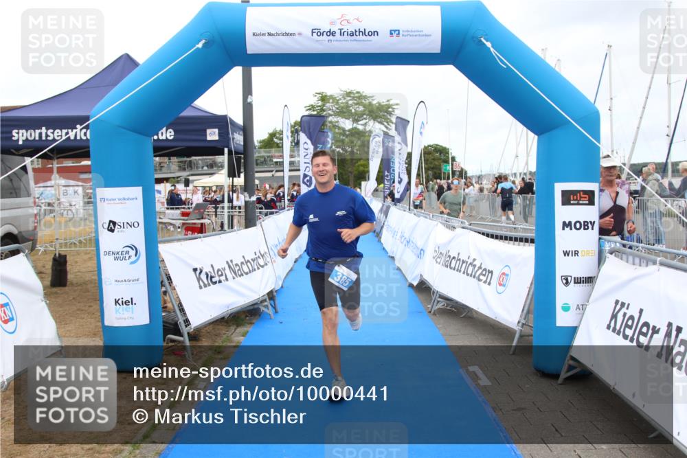 16.08.2026 - KN Förde Triathlon 2026 Markus Tischler http://msf.ph/oto/10000441 16.08.2026 12:19:01 Ziel 385, 401, 385, 401 meine-sportfotos.de