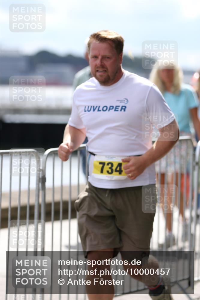 16.08.2026 - KN Förde Triathlon 2026 Antke Förster http://msf.ph/oto/10000457 16.08.2026 14:15:41 Laufen  meine-sportfotos.de