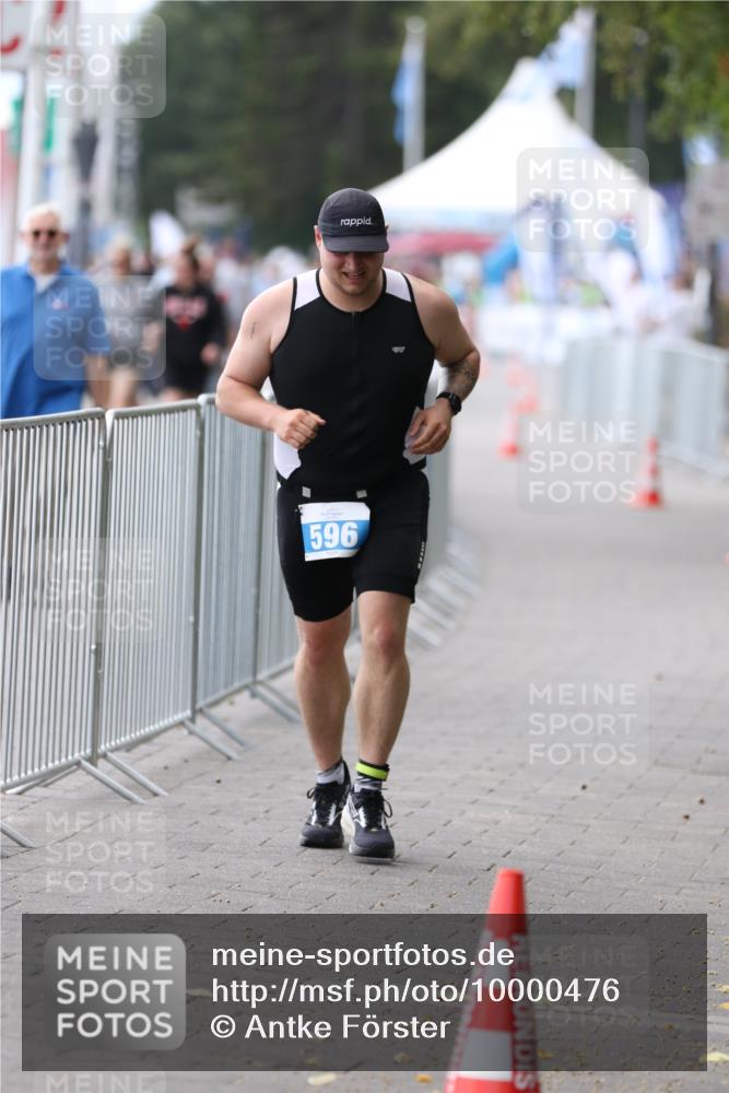 16.08.2026 - KN Förde Triathlon 2026 Antke Förster http://msf.ph/oto/10000476 16.08.2026 14:19:01 Laufen  meine-sportfotos.de