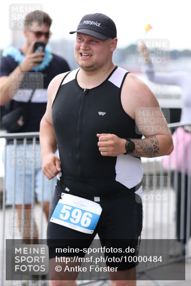 16.08.2026 - KN Förde Triathlon 2026 Antke Förster http://msf.ph/oto/10000484 16.08.2026 14:19:08 Laufen  meine-sportfotos.de
