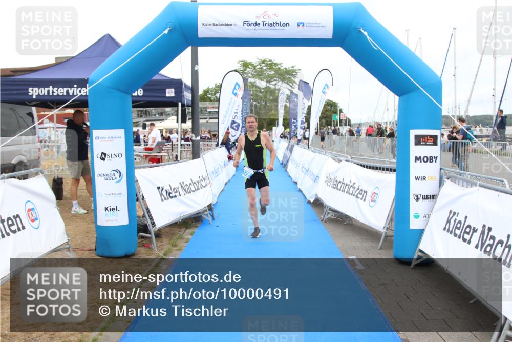 16.08.2026 - KN Förde Triathlon 2026 Markus Tischler http://msf.ph/oto/10000491 16.08.2026 12:21:10 Ziel 372, 372 meine-sportfotos.de