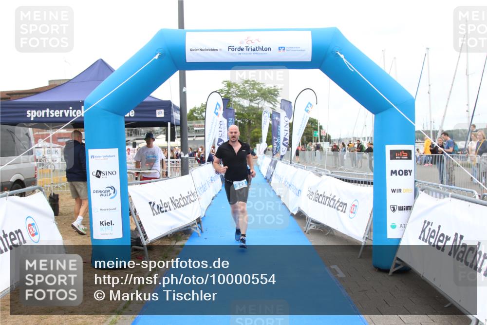 16.08.2026 - KN Förde Triathlon 2026 Markus Tischler http://msf.ph/oto/10000554 16.08.2026 12:22:14 Ziel 342, 398, 342, 398 meine-sportfotos.de