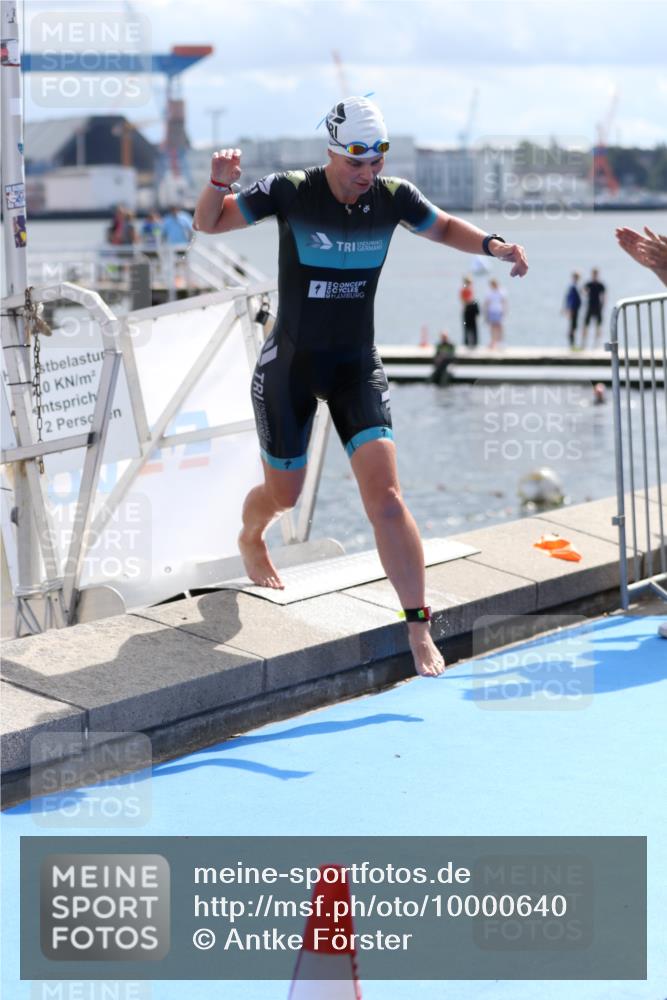 16.08.2026 - KN Förde Triathlon 2026 Antke Förster http://msf.ph/oto/10000640 16.08.2026 14:55:02 Schwimmen 19, 22, 24, 28, 31, 34, 35, 21, 25, 26, 27, 28, 30, 36, 37 meine-sportfotos.de