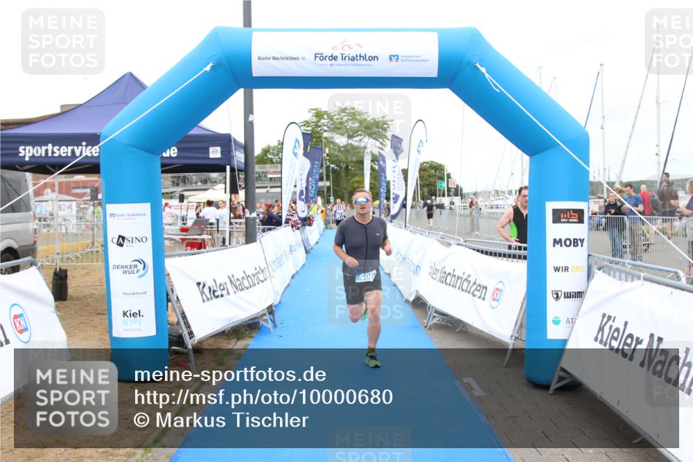 16.08.2026 - KN Förde Triathlon 2026 Markus Tischler http://msf.ph/oto/10000680 16.08.2026 12:22:56 Ziel 400, 409, 400, 409 meine-sportfotos.de