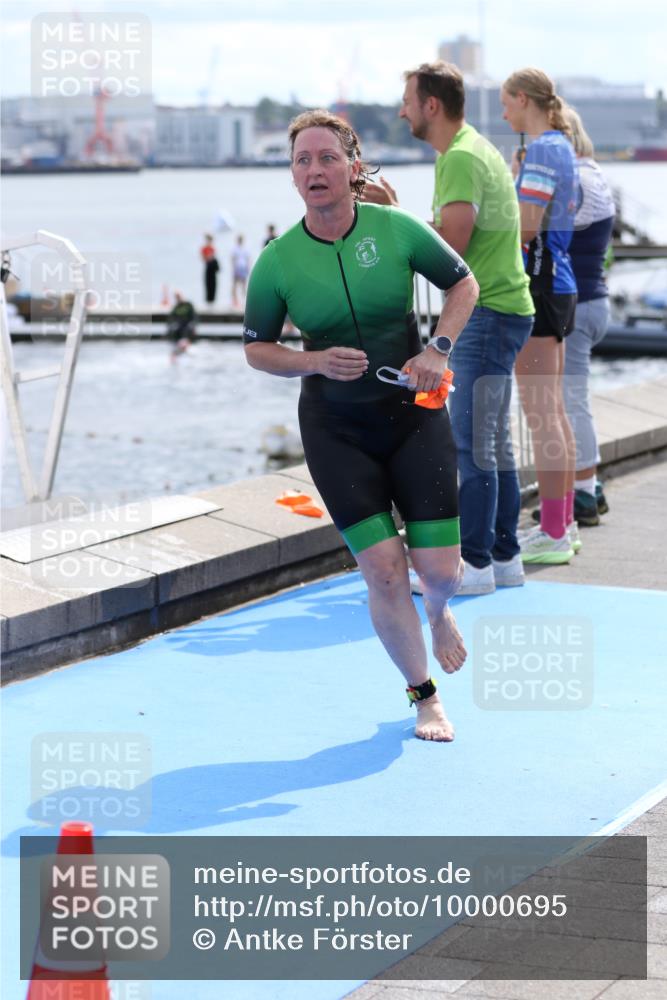 16.08.2026 - KN Förde Triathlon 2026 Antke Förster http://msf.ph/oto/10000695 16.08.2026 14:56:01 Schwimmen 17, 18, 23, 29, 32 meine-sportfotos.de