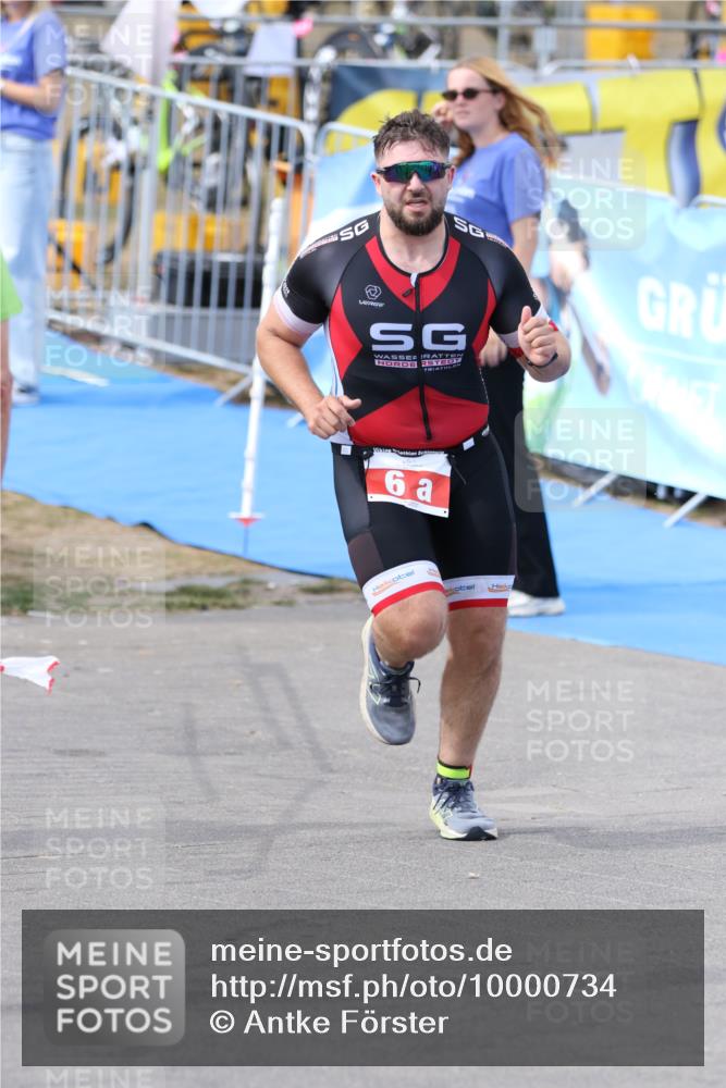 16.08.2026 - KN Förde Triathlon 2026 Antke Förster http://msf.ph/oto/10000734 16.08.2026 15:05:20 Laufen  meine-sportfotos.de