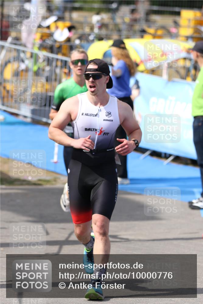 16.08.2026 - KN Förde Triathlon 2026 Antke Förster http://msf.ph/oto/10000776 16.08.2026 15:07:28 Laufen  meine-sportfotos.de