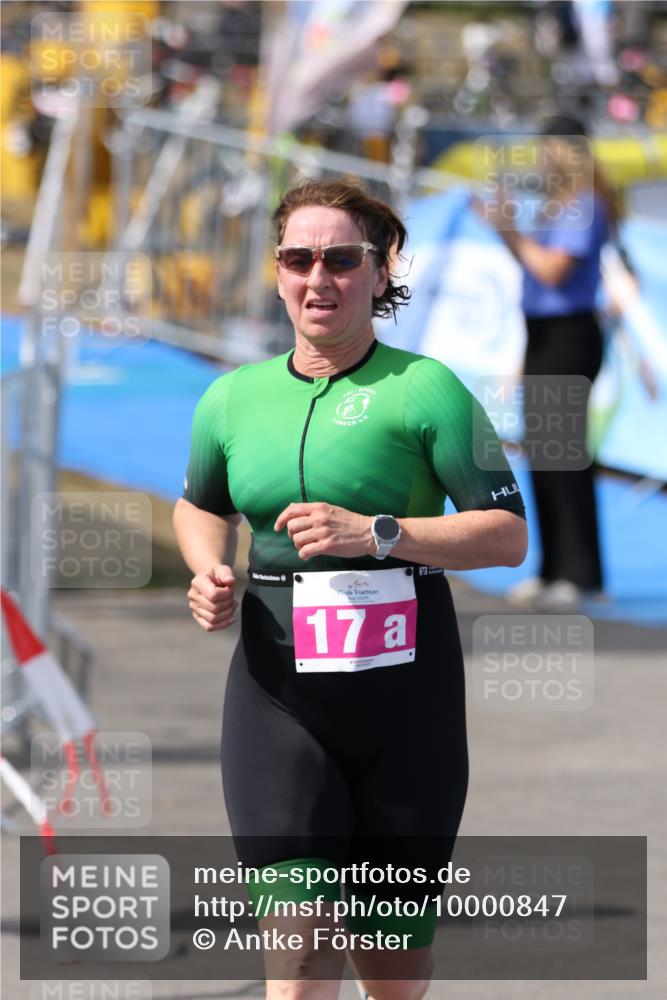 16.08.2026 - KN Förde Triathlon 2026 Antke Förster http://msf.ph/oto/10000847 16.08.2026 15:10:42 Laufen  meine-sportfotos.de