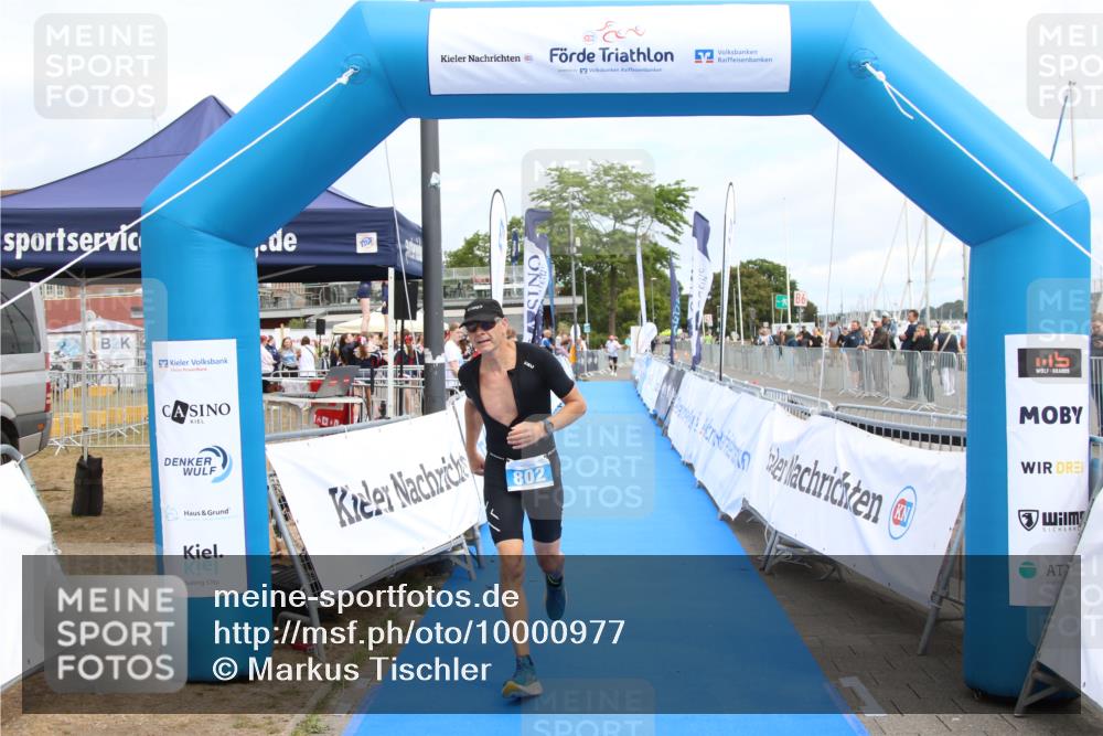 16.08.2026 - KN Förde Triathlon 2026 Markus Tischler http://msf.ph/oto/10000977 16.08.2026 12:26:42 Ziel 802, 802 meine-sportfotos.de