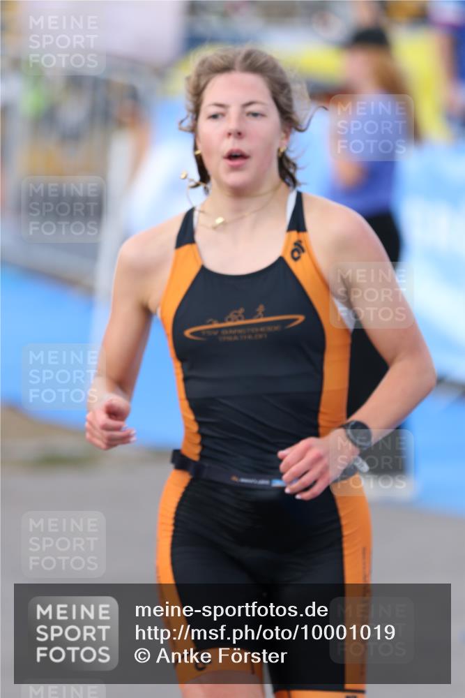 16.08.2026 - KN Förde Triathlon 2026 Antke Förster http://msf.ph/oto/10001019 16.08.2026 15:34:13 Laufen  meine-sportfotos.de