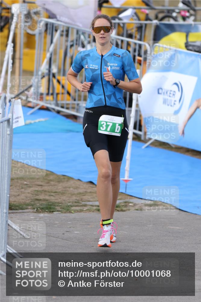 16.08.2026 - KN Förde Triathlon 2026 Antke Förster http://msf.ph/oto/10001068 16.08.2026 15:36:35 Laufen  meine-sportfotos.de