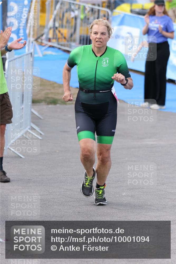 16.08.2026 - KN Förde Triathlon 2026 Antke Förster http://msf.ph/oto/10001094 16.08.2026 15:43:06 Laufen  meine-sportfotos.de