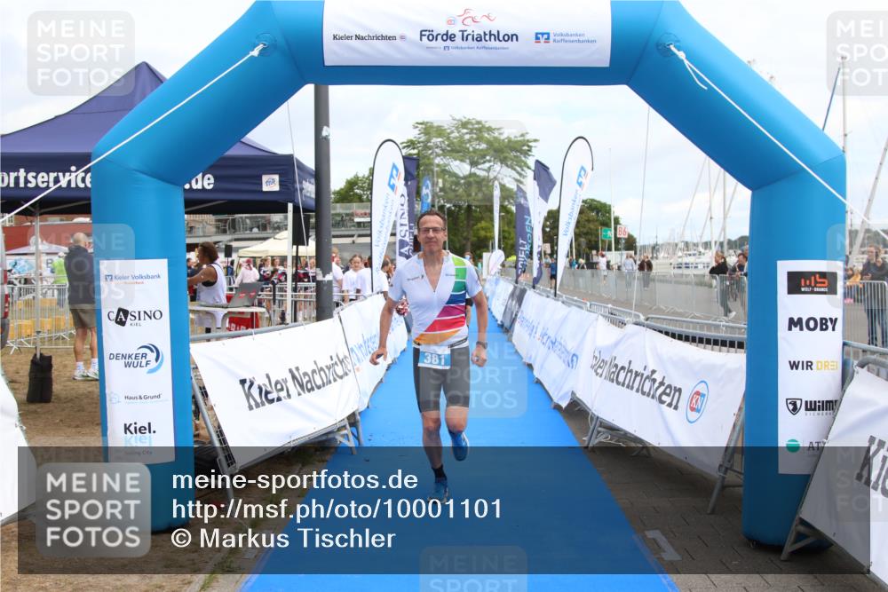 16.08.2026 - KN Förde Triathlon 2026 Markus Tischler http://msf.ph/oto/10001101 16.08.2026 12:27:48 Ziel 381, 384, 425, 381, 384, 425 meine-sportfotos.de