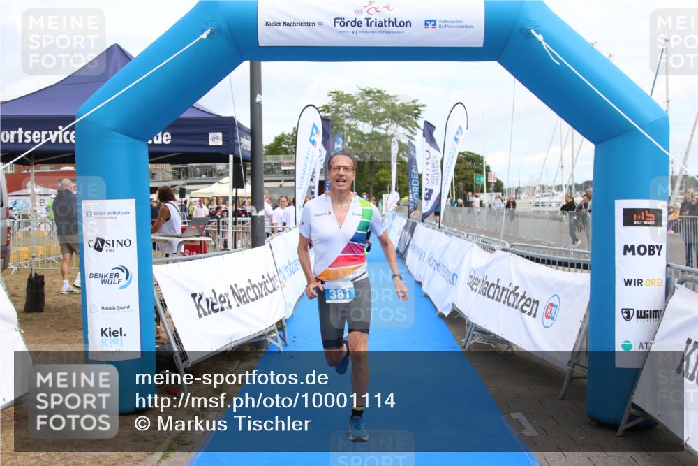 16.08.2026 - KN Förde Triathlon 2026 Markus Tischler http://msf.ph/oto/10001114 16.08.2026 12:27:48 Ziel 381, 384, 425, 381, 384, 425 meine-sportfotos.de