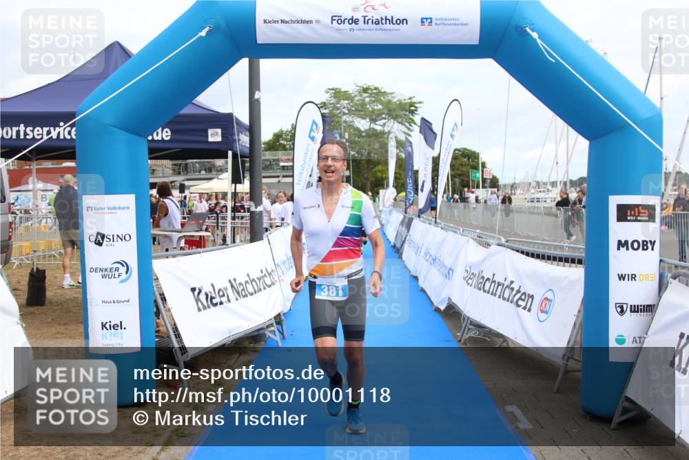 16.08.2026 - KN Förde Triathlon 2026 Markus Tischler http://msf.ph/oto/10001118 16.08.2026 12:27:48 Ziel 381, 384, 425, 381, 384, 425 meine-sportfotos.de