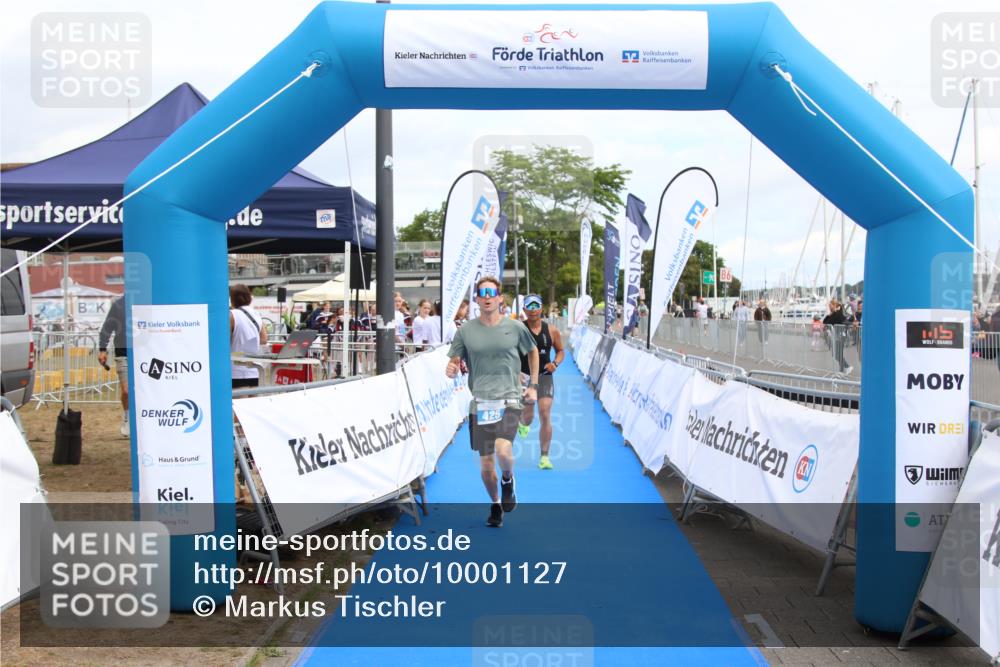 16.08.2026 - KN Förde Triathlon 2026 Markus Tischler http://msf.ph/oto/10001127 16.08.2026 12:27:52 Ziel 381, 384, 425, 381, 384, 425 meine-sportfotos.de