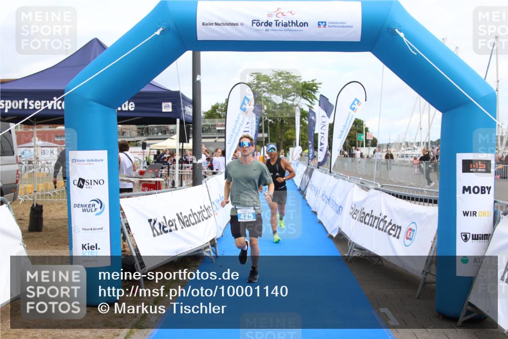 16.08.2026 - KN Förde Triathlon 2026 Markus Tischler http://msf.ph/oto/10001140 16.08.2026 12:27:52 Ziel 381, 384, 425, 381, 384, 425 meine-sportfotos.de