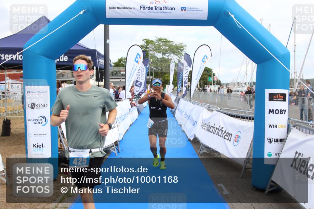 16.08.2026 - KN Förde Triathlon 2026 Markus Tischler http://msf.ph/oto/10001168 16.08.2026 12:27:53 Ziel 381, 384, 425, 381, 384, 425 meine-sportfotos.de