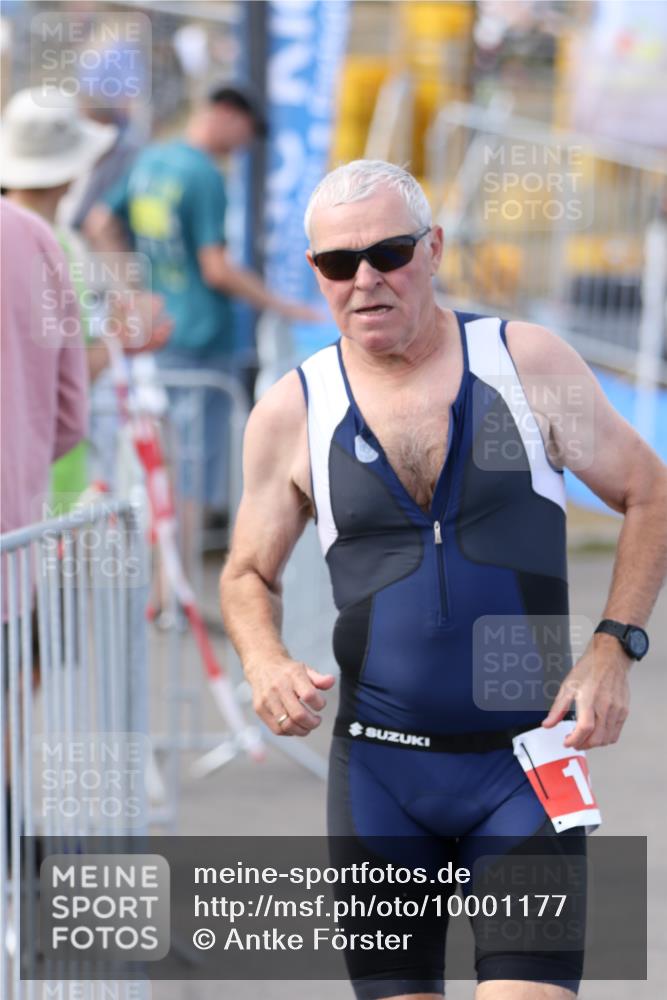 16.08.2026 - KN Förde Triathlon 2026 Antke Förster http://msf.ph/oto/10001177 16.08.2026 15:52:39 Laufen  meine-sportfotos.de