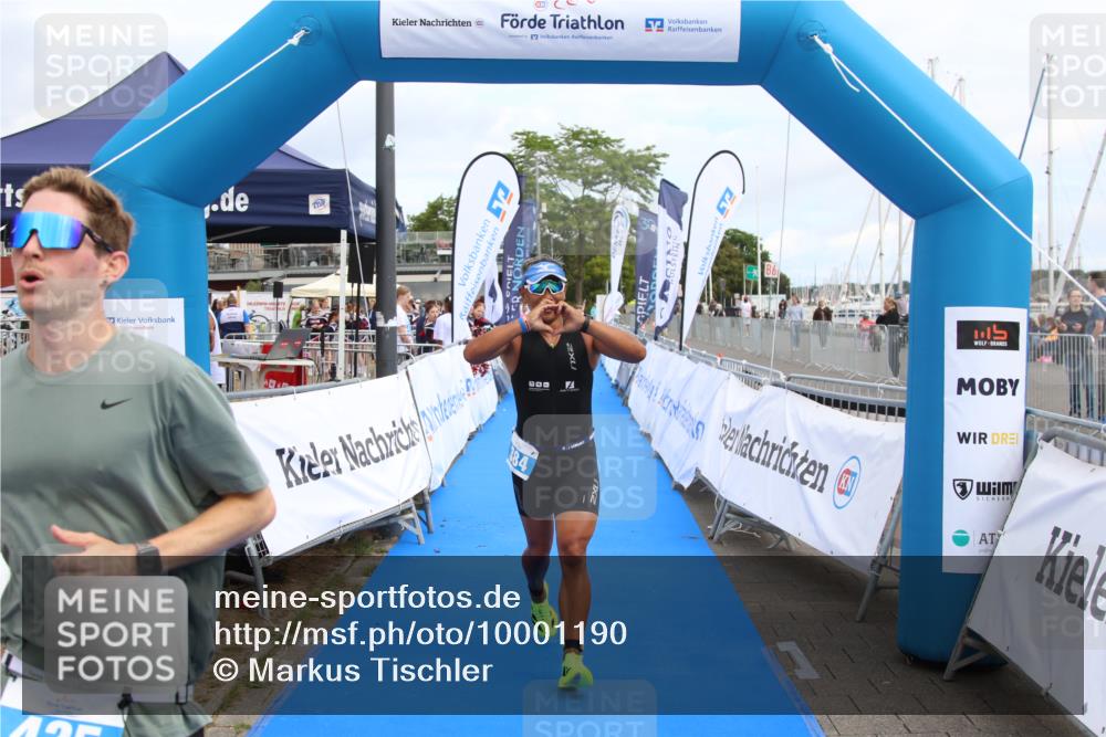 16.08.2026 - KN Förde Triathlon 2026 Markus Tischler http://msf.ph/oto/10001190 16.08.2026 12:27:54 Ziel 381, 384, 425, 381, 384, 425 meine-sportfotos.de