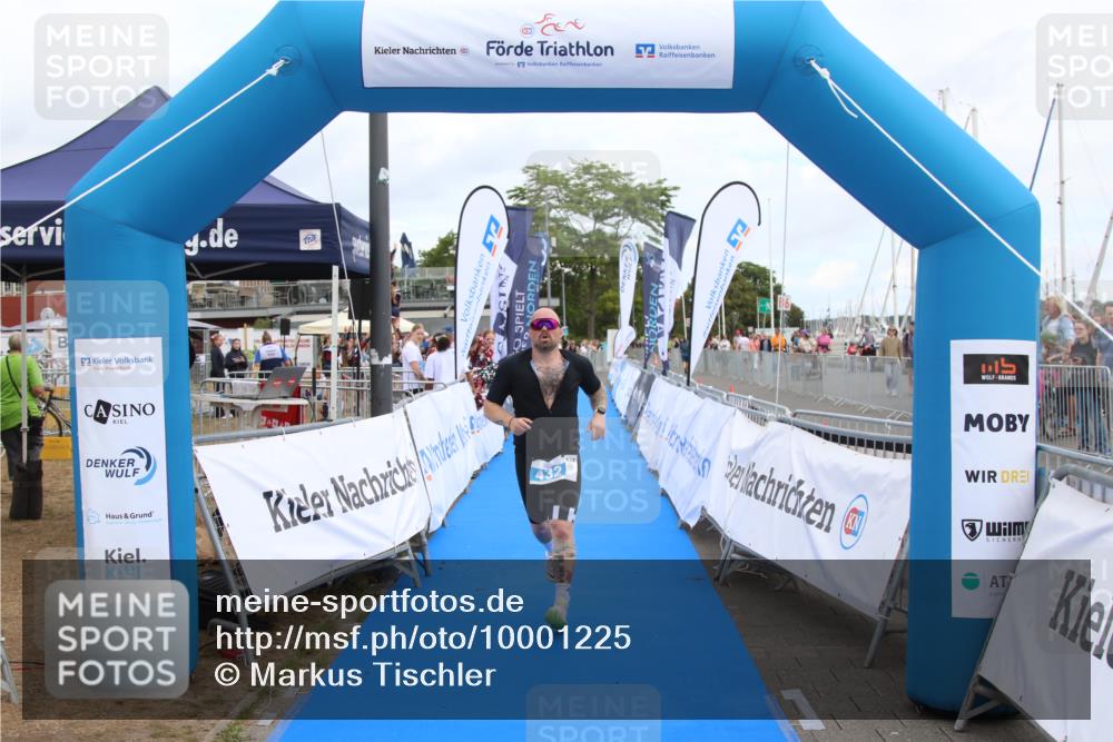16.08.2026 - KN Förde Triathlon 2026 Markus Tischler http://msf.ph/oto/10001225 16.08.2026 12:28:56 Ziel 432, 432 meine-sportfotos.de