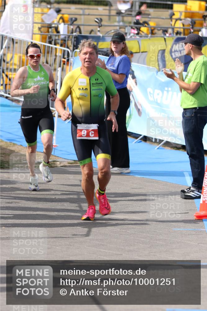 16.08.2026 - KN Förde Triathlon 2026 Antke Förster http://msf.ph/oto/10001251 16.08.2026 15:58:38 Laufen  meine-sportfotos.de