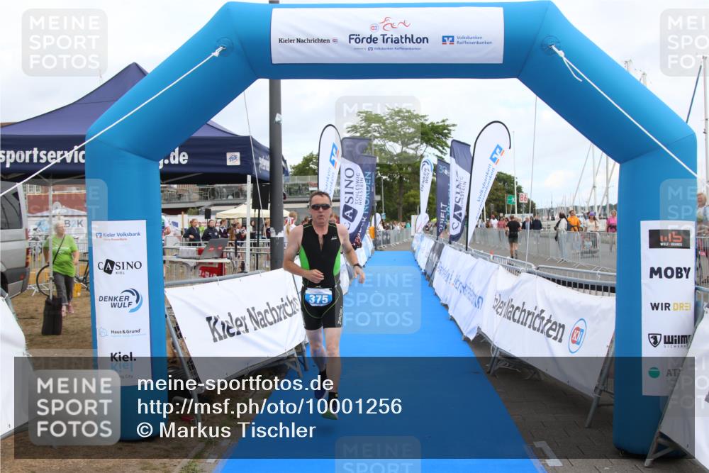 16.08.2026 - KN Förde Triathlon 2026 Markus Tischler http://msf.ph/oto/10001256 16.08.2026 12:29:08 Ziel 375, 375 meine-sportfotos.de