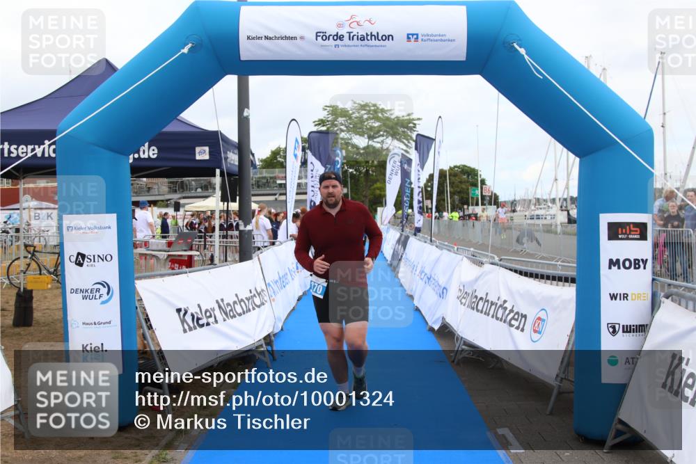16.08.2026 - KN Förde Triathlon 2026 Markus Tischler http://msf.ph/oto/10001324 16.08.2026 12:29:48 Ziel 370, 406, 370, 406 meine-sportfotos.de