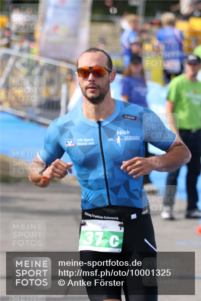 16.08.2026 - KN Förde Triathlon 2026 Antke Förster http://msf.ph/oto/10001325 16.08.2026 16:01:44 Laufen  meine-sportfotos.de