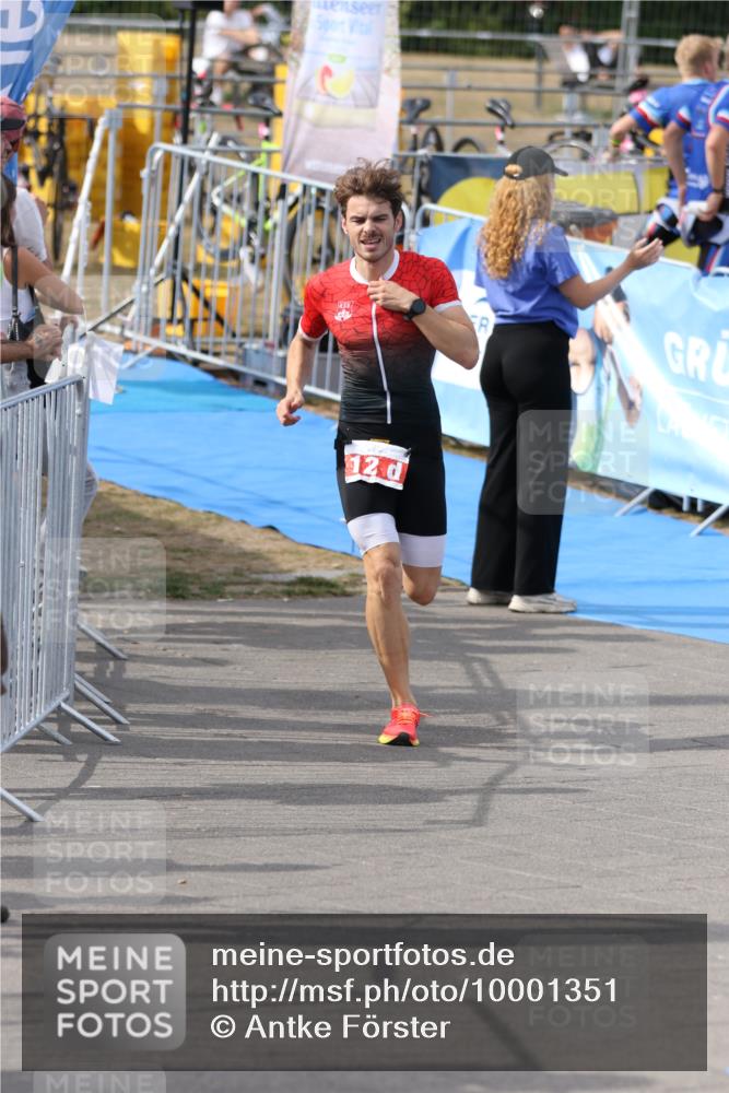 16.08.2026 - KN Förde Triathlon 2026 Antke Förster http://msf.ph/oto/10001351 16.08.2026 16:04:25 Laufen  meine-sportfotos.de