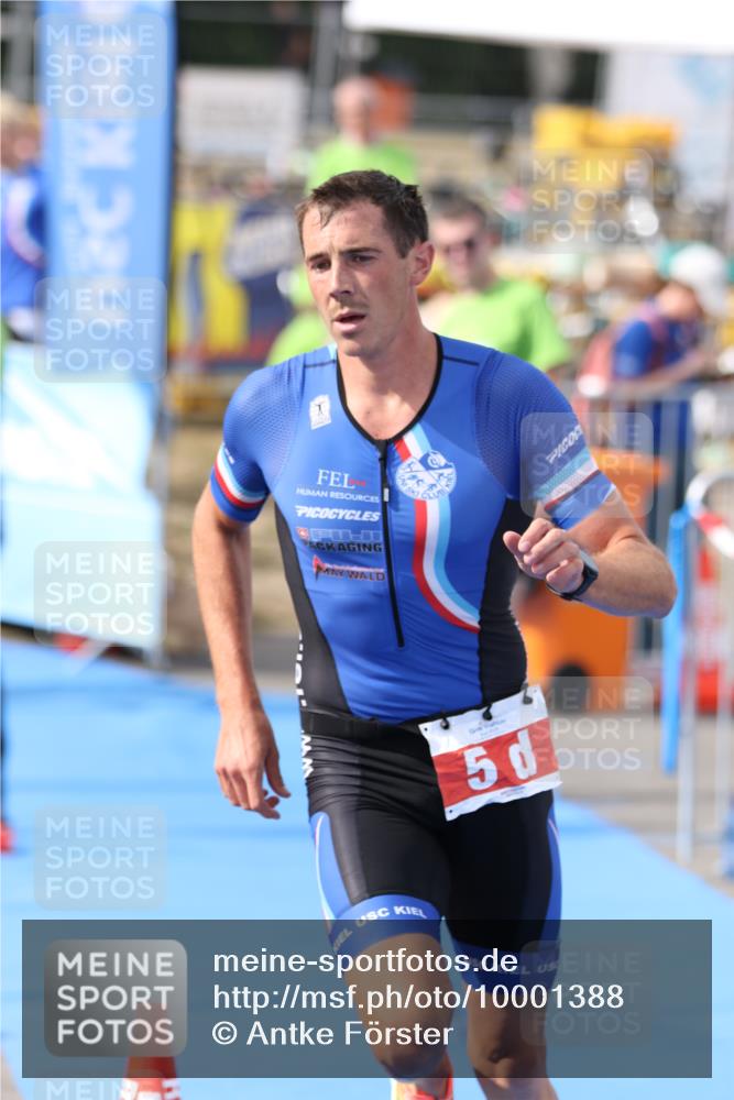 16.08.2026 - KN Förde Triathlon 2026 Antke Förster http://msf.ph/oto/10001388 16.08.2026 16:06:48 Laufen  meine-sportfotos.de